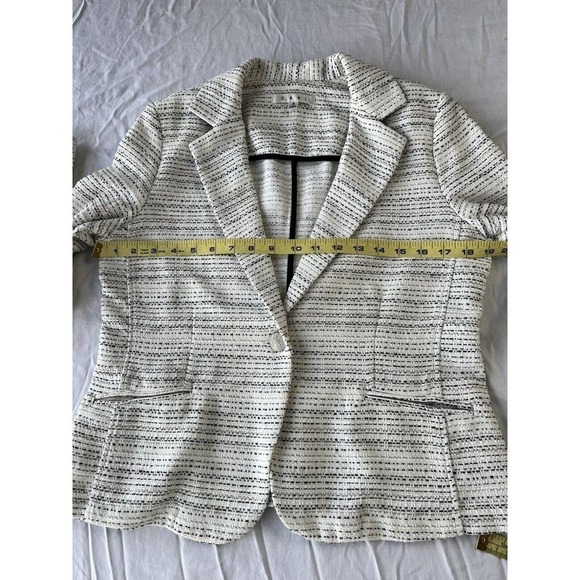 CAbi Style #505 Static Tweed Blazer White Black Size 8 One Button Lightweight - Picture 10 of 10